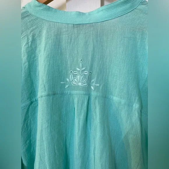 NWT soft surroundings 2X button down blouse roll tab sleeves aqua - Picture 10 of 10